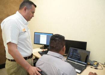 Obtiene la UAT dos patentes de propiedad industrial para medir la contaminación del aire