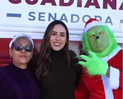 Cecilia Guadiana lleva apoyo social al Ejido Escobedo en Arteaga