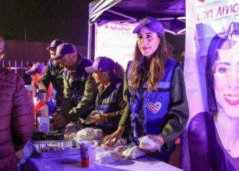 Cecilia Guadiana fortalece lazos con las familias coahuilenses