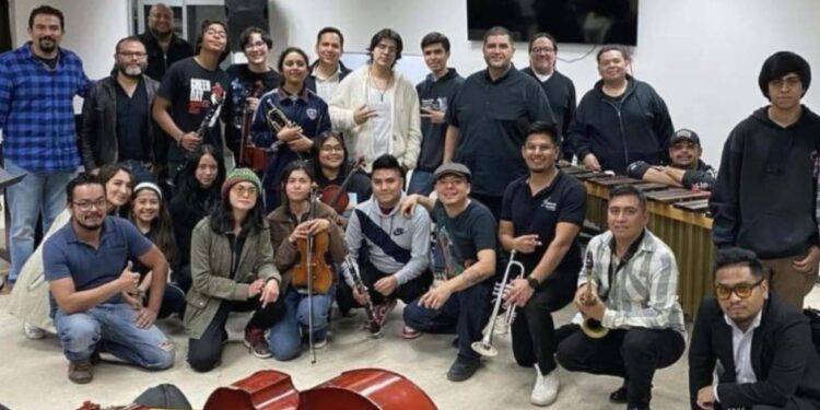 Ofrece curso de jazz el músico Luri Molina: una actividad del Centro de Estudios Musicales