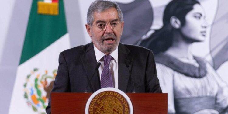 De la Fuente asegura que se tiene el “suficiente presupuesto” para apoyar a migrantes