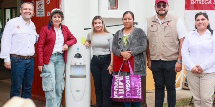 Entrega SEBIEN Dispositivos Generadores Atmosféricos de Agua en Comedores del sur de Tamaulipas