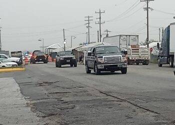 Guardia Estatal brinda seguridad a caravana de paisanos