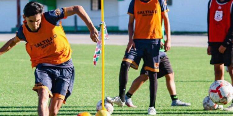 Coyotes Reanudan Entrenamientos con la Mira en la Liguilla