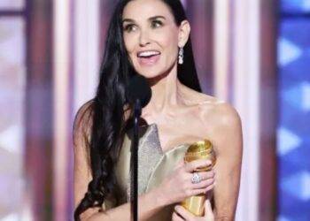 «Llevo 45 años en esto y es la primera vez que ganó un premio como actriz»: el potente discurso de Demi Moore al triunfar en los Globos de Oro por su papel en The Substance