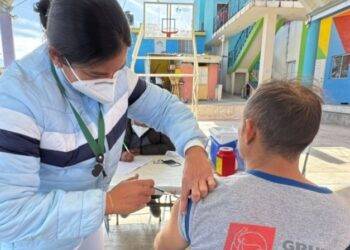 Coahuila Refuerza Vacunación contra Influenza y Covid-19 en Población Migrante