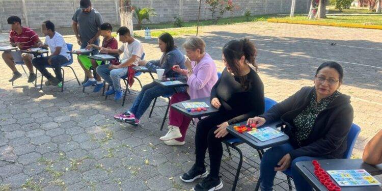 Celebran fiestas decembrinas con deporte y convivencia menores en internamiento