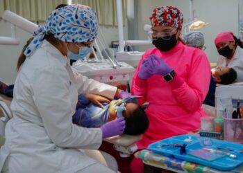 La UAT es referente en clínicas de salud dental con servicios de calidad y bajo costo