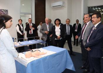 Rector de la UAT supervisa equipamiento en la Facultad de Medicina Tampico