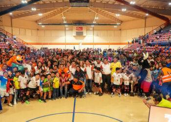 El rector Dámaso Anaya y Omar Bravo presiden apertura de la Copa UAT 2025