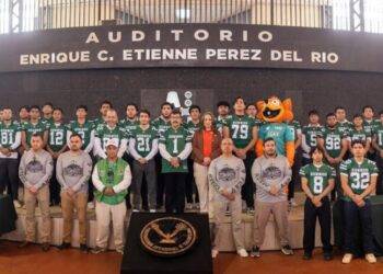 Rector de la UAT y universitarios conviven en jornada estudiantil