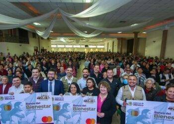 Más de 1,250 mujeres en Saltillo reciben la tarjeta de la Pensión Mujeres Bienestar