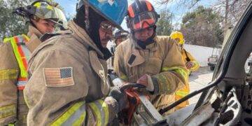 Refuerzan capacitación de Protección Civil y Bomberos en Parras