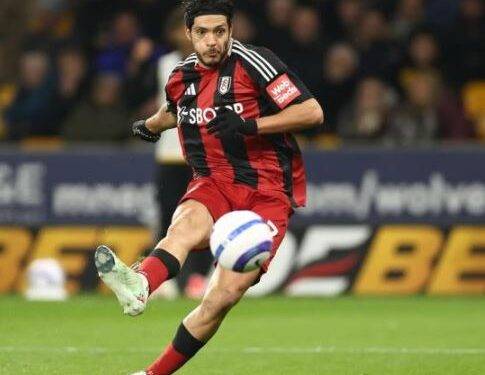 Raúl Jiménez vuelve a anotar el primer gol del partido con el Fulham