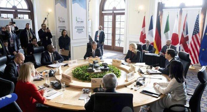 El G7 reafirma su apoyo a Ucrania y urge el cese de hostilidades