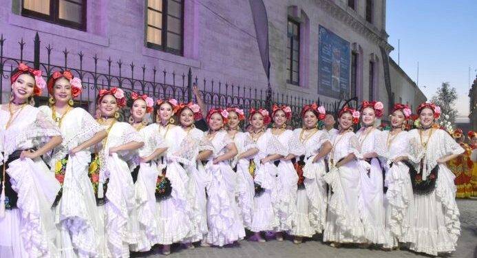 Participan en ‘Mujeres que Danzan’ grupos folclóricos de Saltillo