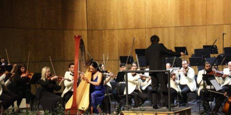 Disfrutan tercer concierto de la temporada de la Filarmónica