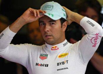 Checo Pérez rompe el silencio sobre rumores que lo ponen con Cadillac de regreso en la Fórmula 1