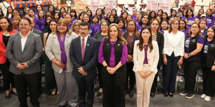 Dámaso Anaya inaugura foro sobre igualdad de género y cultura de paz