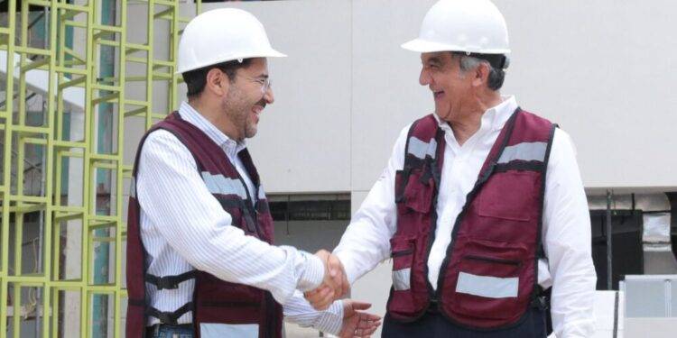 Constatan Américo Villarreal y Martí Batres obra del nuevo hospital del ISSSTE en Tampico