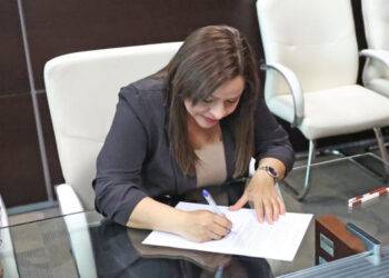Firman contrato de donación de terreno para construcción del nuevo Hospital General de San Fernando
