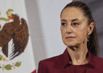 México anuncia reforzamiento de controles por plaga del gusano barrenador