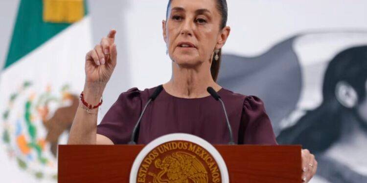 Sheinbaum se pronuncia tras aprobación de impuesto del 3.5% a remesas; «Vamos a seguir trabajando para que no haya ninguno», señala