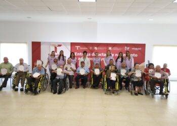 DIF Tamaulipas encabeza entrega de actas de nacimiento a adultos mayores, en colaboración con la Secretaría General de Gobierno