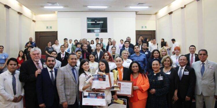 Realiza la UAT con éxito el Concurso Estatal de Oratoria 2025