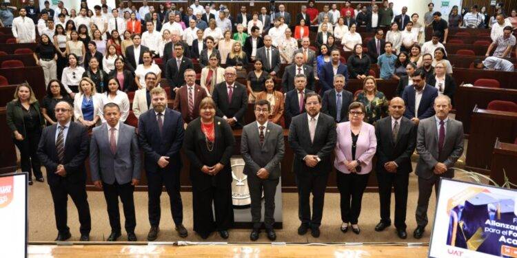 Rector de la UAT formaliza alianzas para impulsar certificaciones internacionales