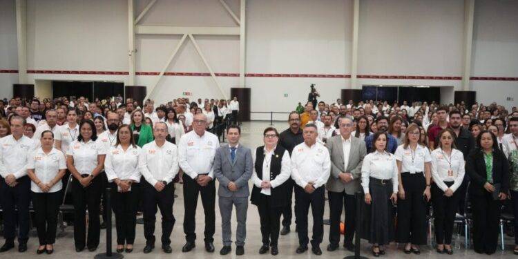 Suma la UAT iniciativas de docentes para impulsar la innovación educativa