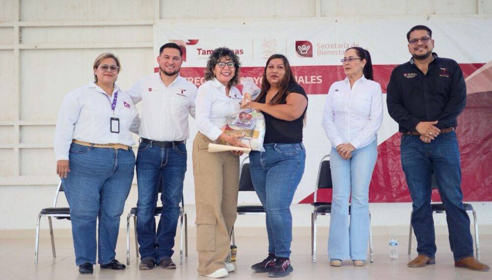 Lleva SEBIEN apoyos sociales y cultura a Río Bravo