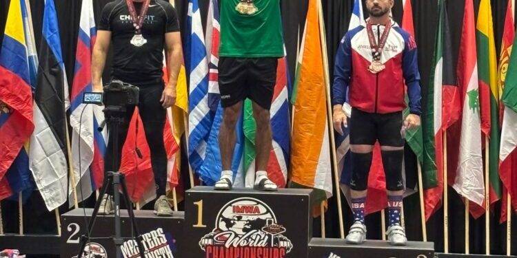 César Vallejo se corona Campeón Mundial de Halterofilia en Las Vegas