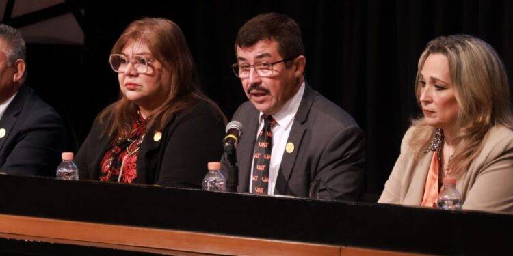 Celebra la UAT encuentro académico por el 75 aniversario de su fundación