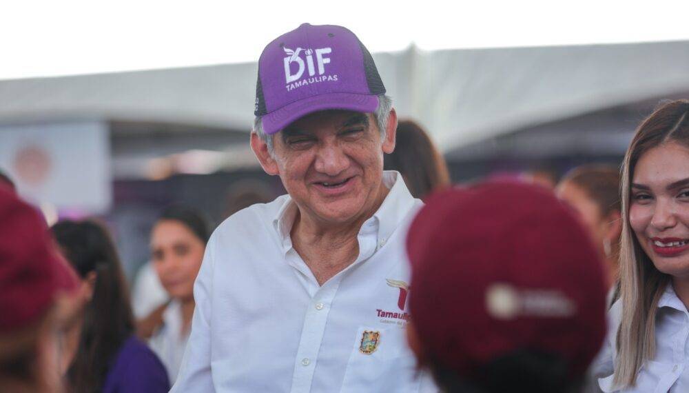 Llevan Américo y María la brigada Transformando Familias hasta el municipio de San Nicolás