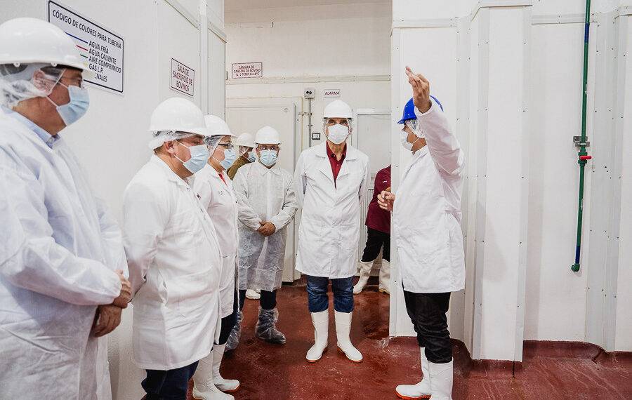 Constató gobernador modernización del rastro de la UAT