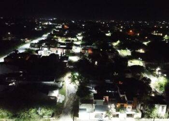 Rehabilita Gobierno Municipal luminarias en el Fraccionamiento Magisterial