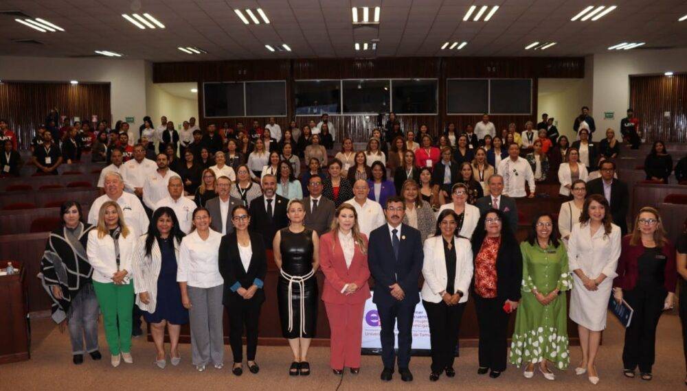 Consolida la UAT participación de sus investigadoras en la ciencia