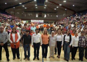 “Lentes con Corazón” reafirma vocación humanista de la UAT