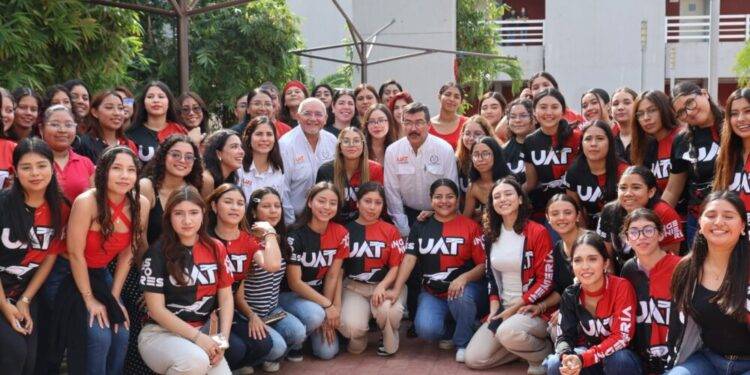 Histórico: la UAT certifica la totalidad de su oferta educativa