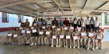 Impulsa ITACE la reinserción social mediante capacitación a personas en los CEDES