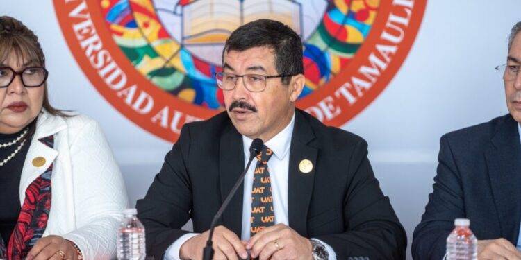 Certificará la UAT a sus estudiantes con estándares internacionales