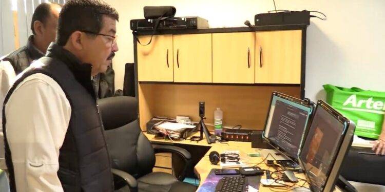 Incorpora UAT tecnología de vanguardia en pruebas vocacionales para estudiantes de bachillerato