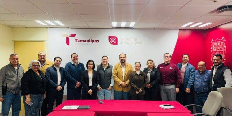 Consolidan SET y SNTE acuerdos para el desarrollo docente en Educación Media Superior