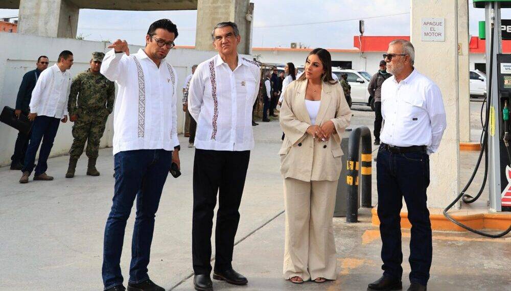 Supervisa gobernador operaciones y despacho de la Gasolinera del Pueblo