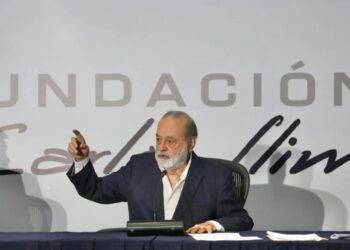 Carlos Slim da un espaldarazo a la política económica de Sheinbaum con una inversión de 5.000 millones de dólares