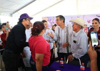 SEDENER entrega dos estufas eficientes de leña en la brigada del DIF Tamaulipas
