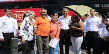 Reconoce el gobernador Américo Villarreal estándares de excelencia de la UAT