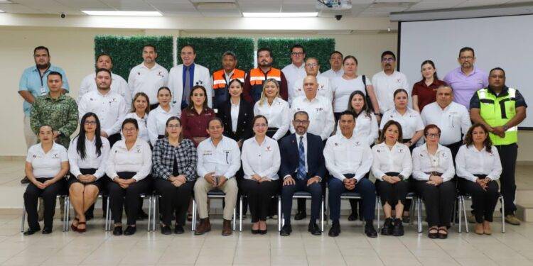 Evalúa Comando Interinstitucional del Sector Salud programas preventivos y de atención a la población