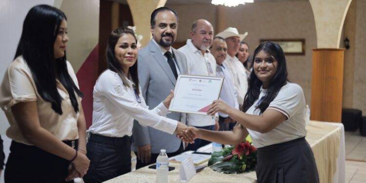 Impulsa SET mayores oportunidades para la juventud tamaulipeca con educación incluyente y de calidad